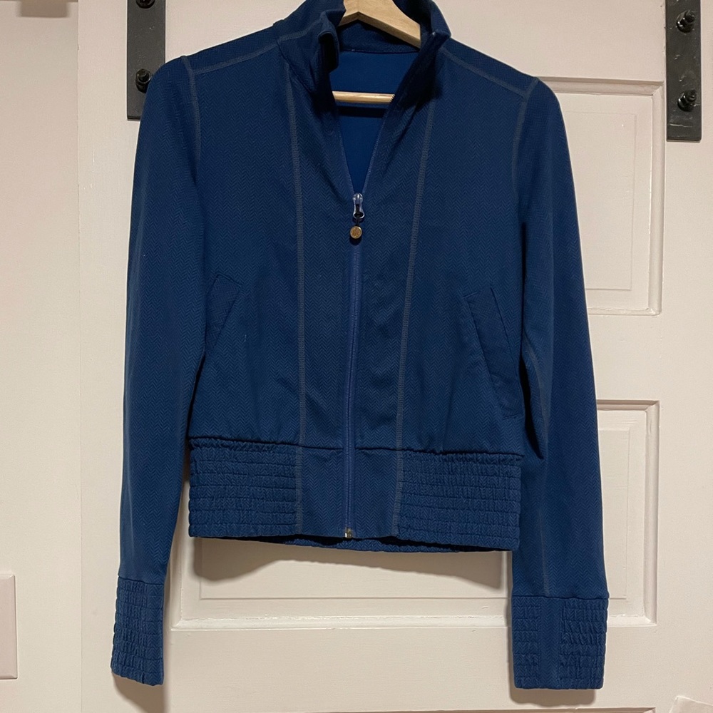 lululemon blue zip up rare!!